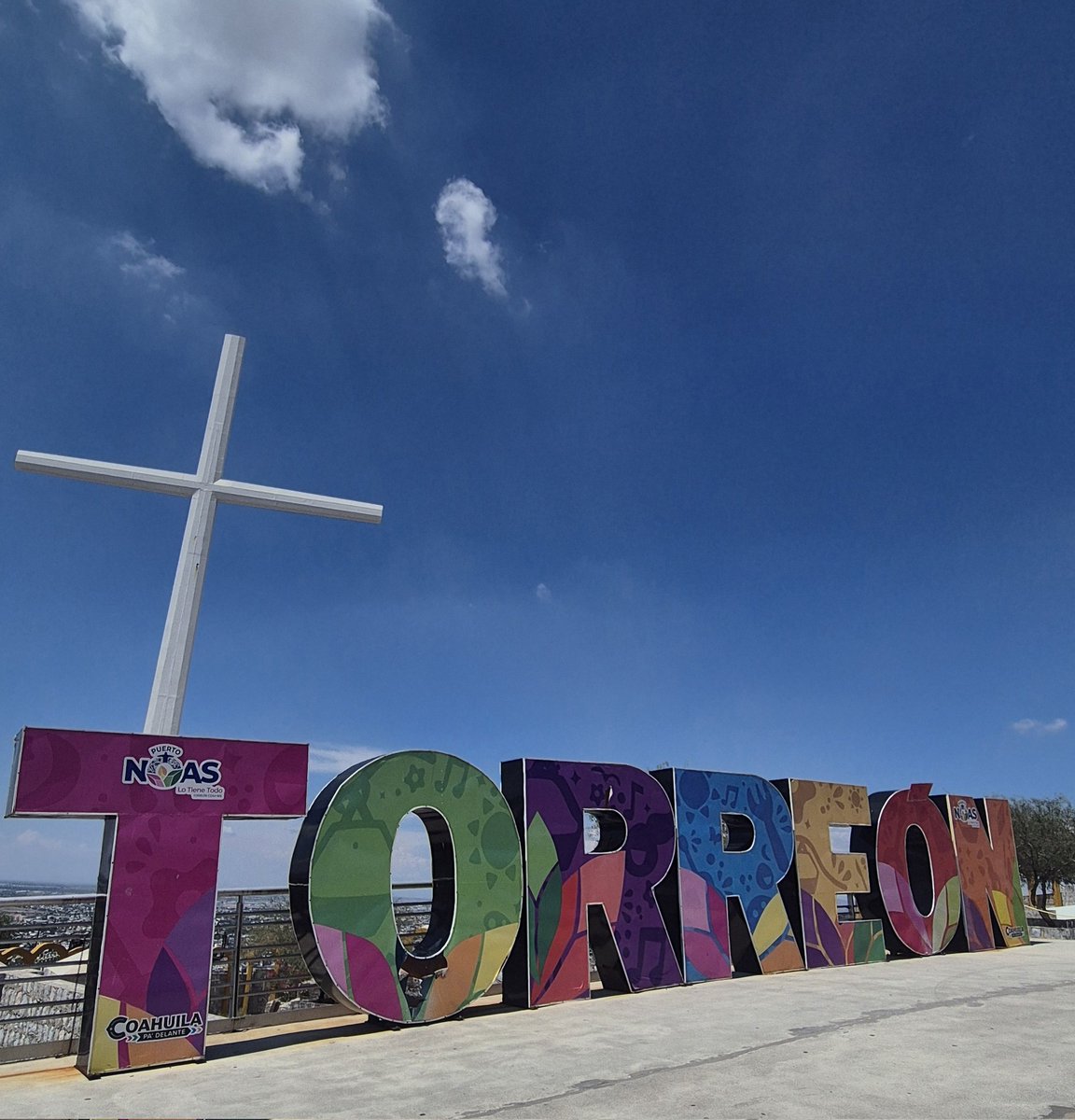 mergonzavi's tweet photo. Junio fue un mes de reencuentros: con el amor de mi vida, mi familia y la tierra que me vio nacer. ❤️
Viajar con mi Vito y mi Precioso a Torreón y compartir con ellos tantos momentos bonitos fue la manera en la que el universo me demostró cuánto me ama.
Gracias vida 🫶🏼✨️ https://t.co/A98POCEFHG