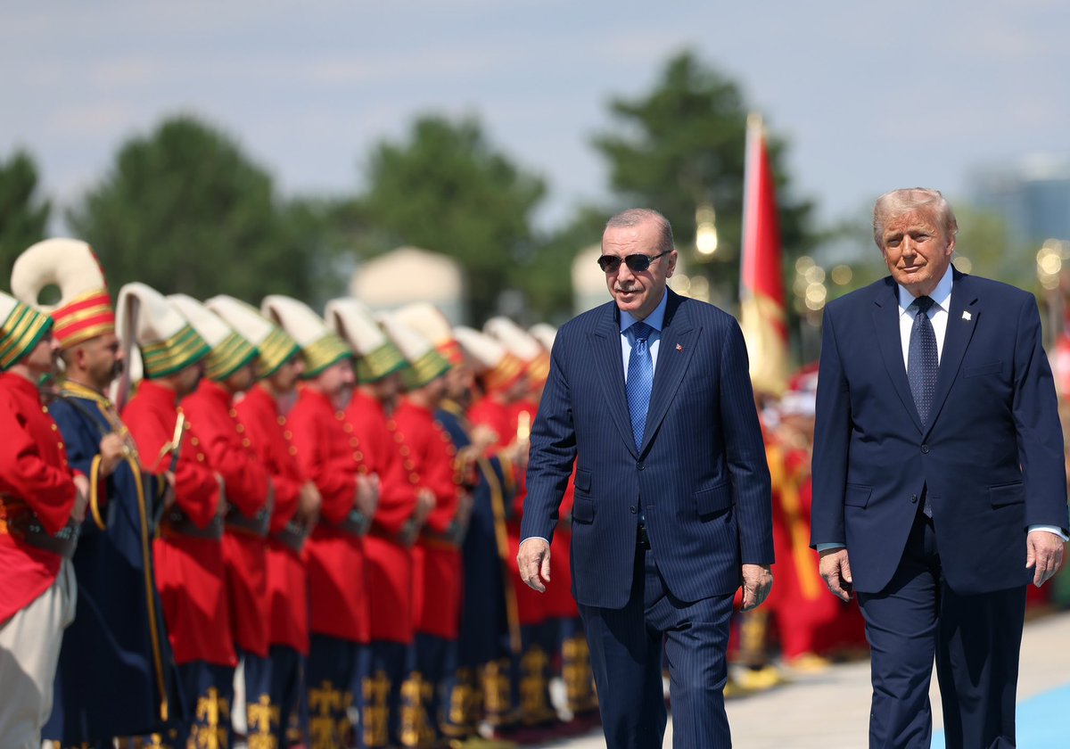 acengiz_yilmaz's tweet photo. Dünya tarihi boyunca Türk’ün unutulamayan yüzü Yeniçeri’ler olmuştur.

Küresel sistemde iddia sahibi olan tüm devletlerin dikkatle takip ettiği NATO’da ,Türkiye’nin asl-ı suretini bir kez dünya sahnesine çıkartan, dünya lideri Cumhurbaşkanımız Recep Tayyip ERDOĞAN’dan Allah razı olsun.