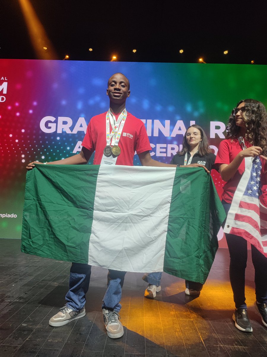 therightanglee's tweet photo. Gold medal in Mathematics.
Silver medal in Science.

Enugu✅ Abuja✅ Rome ✅ World✅

Best Junior Secondary Mathematics Student on the planet!

Rome, you're welcome 😌. https://t.co/ADhg7D1zoY
