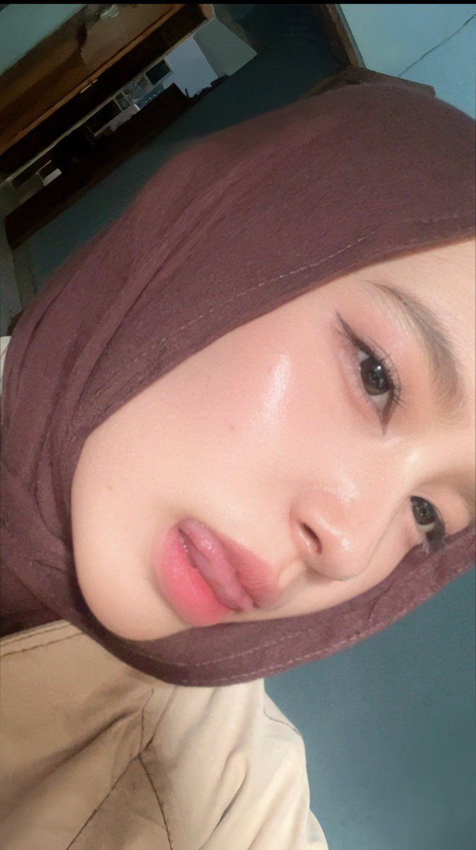 tata199837's tweet photo. yg mau pejuhin mantan gue langsung ae #pejuhinfoto https://t.co/iFeBT8p9fP