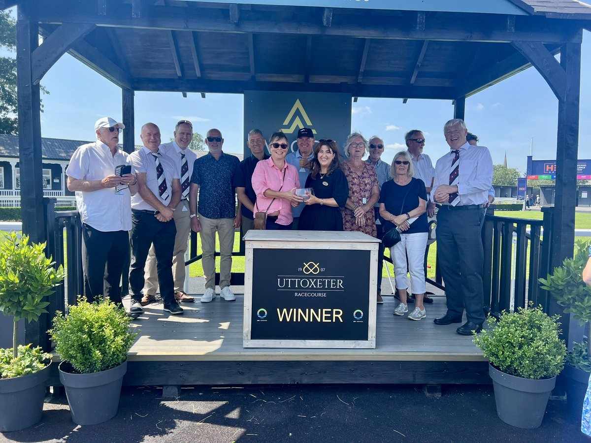 ValueRacingClub tweet picture
