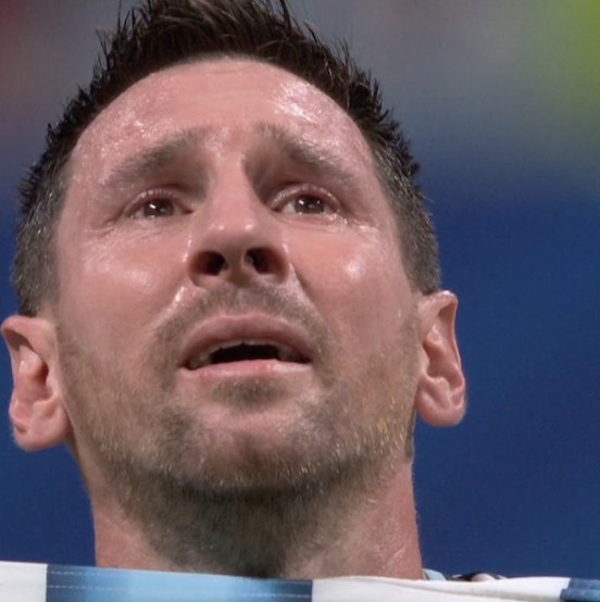 RaviWritess's tweet photo. Lionel Messi represents the emotions of every Argentina fan 😭 https://t.co/ict9ThMftI