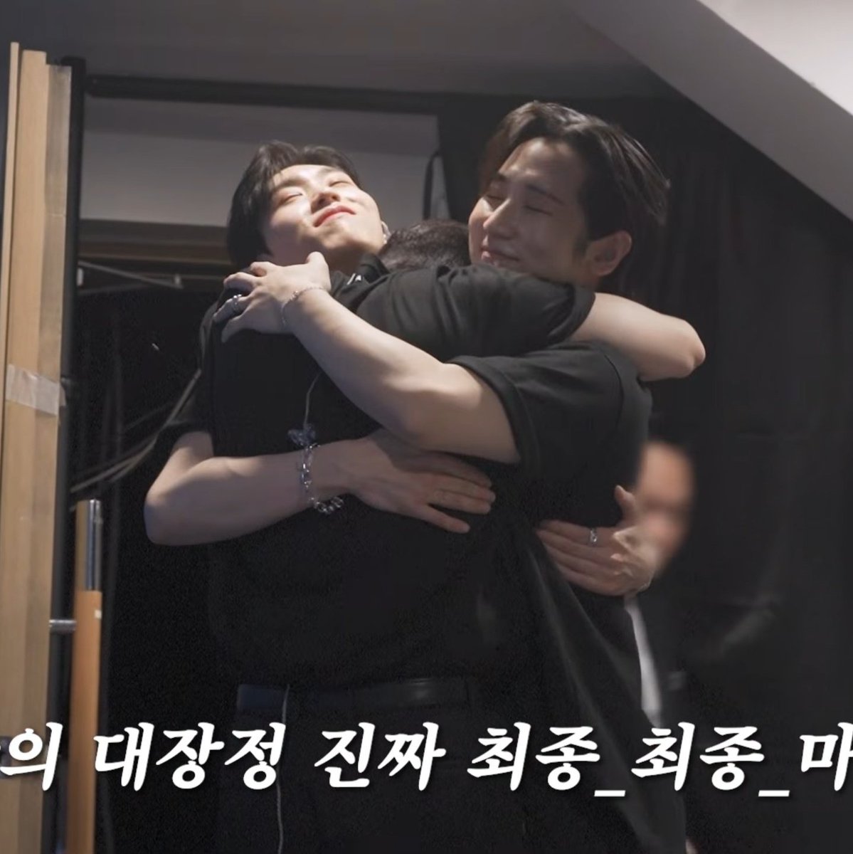 gimjiye85767956's tweet photo. 오늘따라 더더더 김지훈이 좋다
리베란테가 자랑스럽고 좋다
사랑한다 즌쯔🫶🏻🦦🐈‍⬛🐹 https://t.co/l84s1maTGu