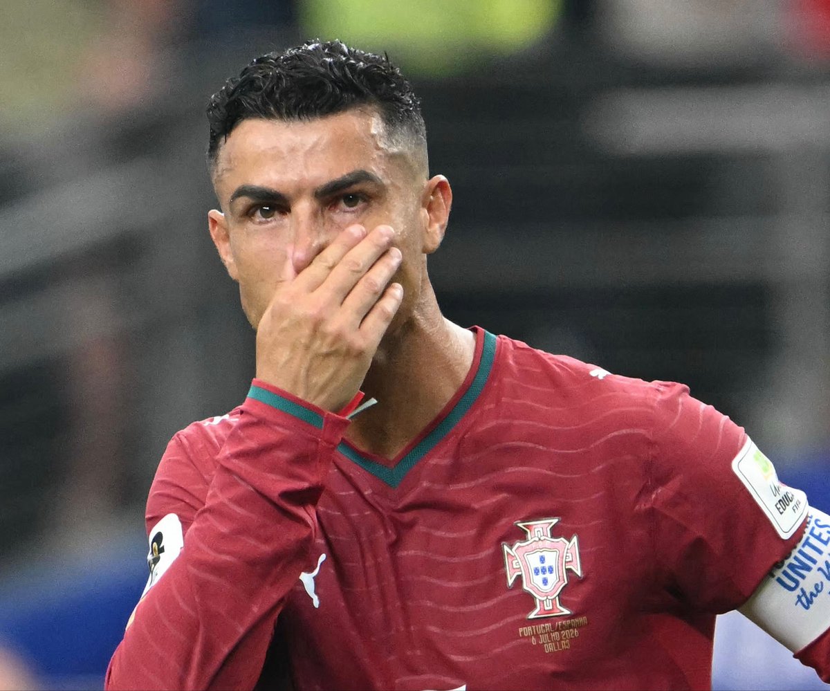 MarkFred340417's tweet photo. Even with all that, Cristiano Ronaldo is still the best in my eyes, and I'll choose him over and over again. His consistency, dedication, passion, and achievements speak for themselves. To me, he'll always be the Greatest of All Time. With World cup Ronaldo is the best 🐐❤️ #CR7 https://t.co/rtjszrVcgp