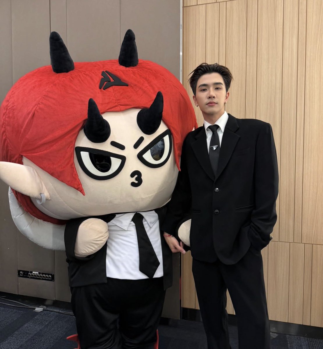 dearPPSS's tweet photo. เมี่ยงอยู่กับเพิร์ธก็จะเมะ อยู่กับแซนต้าก็เป็นเคะ
55555555555555555555555555555555 https://t.co/FelOnLk42U