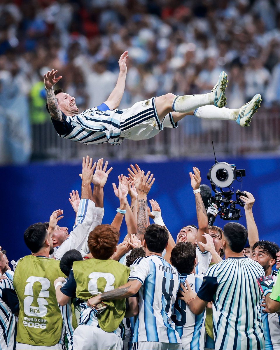 AgarMalik's tweet photo. In Messi we trust , in Argentina we go a head
Congratulations congratulations 👏🎉 Argentina https://t.co/cZB54h2rjY