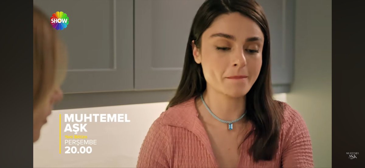 shanxeditss's tweet photo. defne cuts the line on their phone call so this LOSER is gonna show up to her house 

#MuhtemelAşk #DefKad https://t.co/V5nxuEAQv1