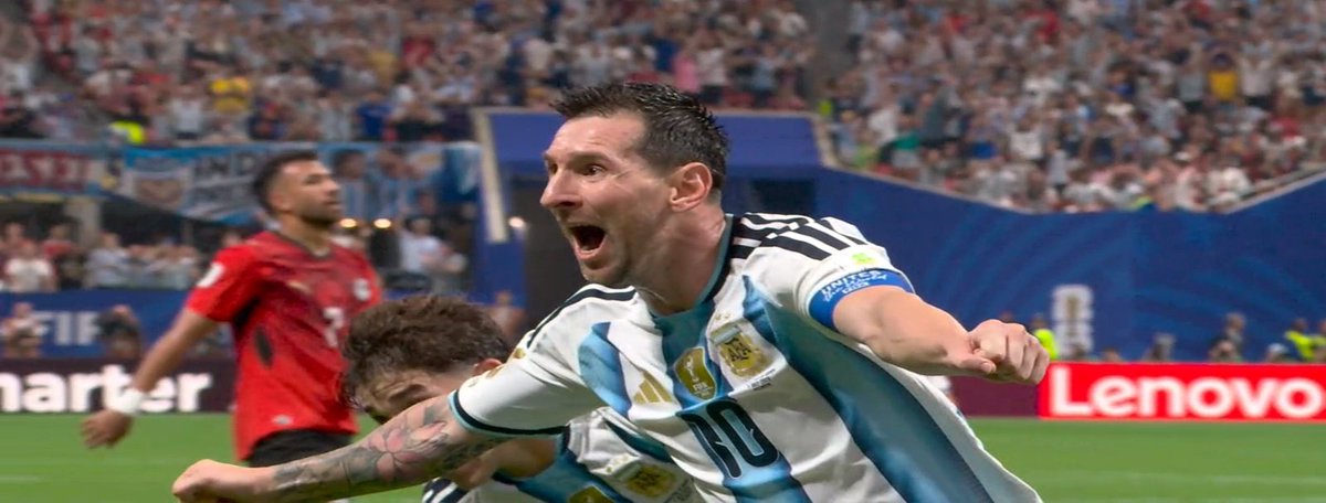 Samierjames's tweet photo. Ronaldo fans had to watch  for that long....😂😂 Egypt go back home https://t.co/6N3Bbe4UuM