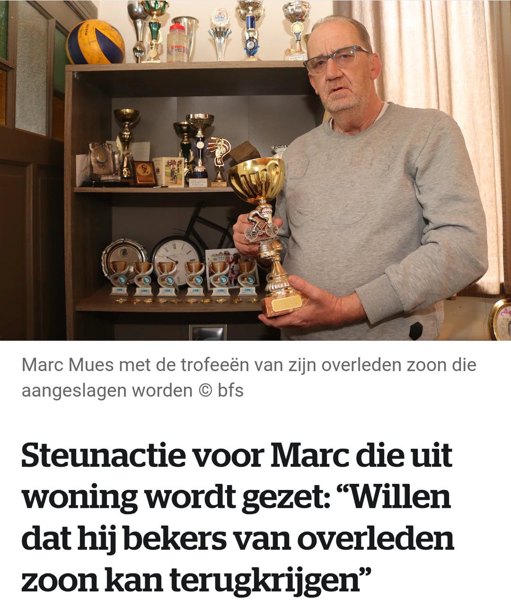 dirtyh44's tweet photo. Een spiksplinternieuw viersterrenhotel voor 300 illegale bruine parasieten? Geen probleem.

Een blanke Vlaming die wegkwijnt omwille van de dood van zijn zoon? Koudweg uit zijn huis gezet.

Onze politici, je kan ze niet genoeg haten. https://t.co/FH5usVH4UH
