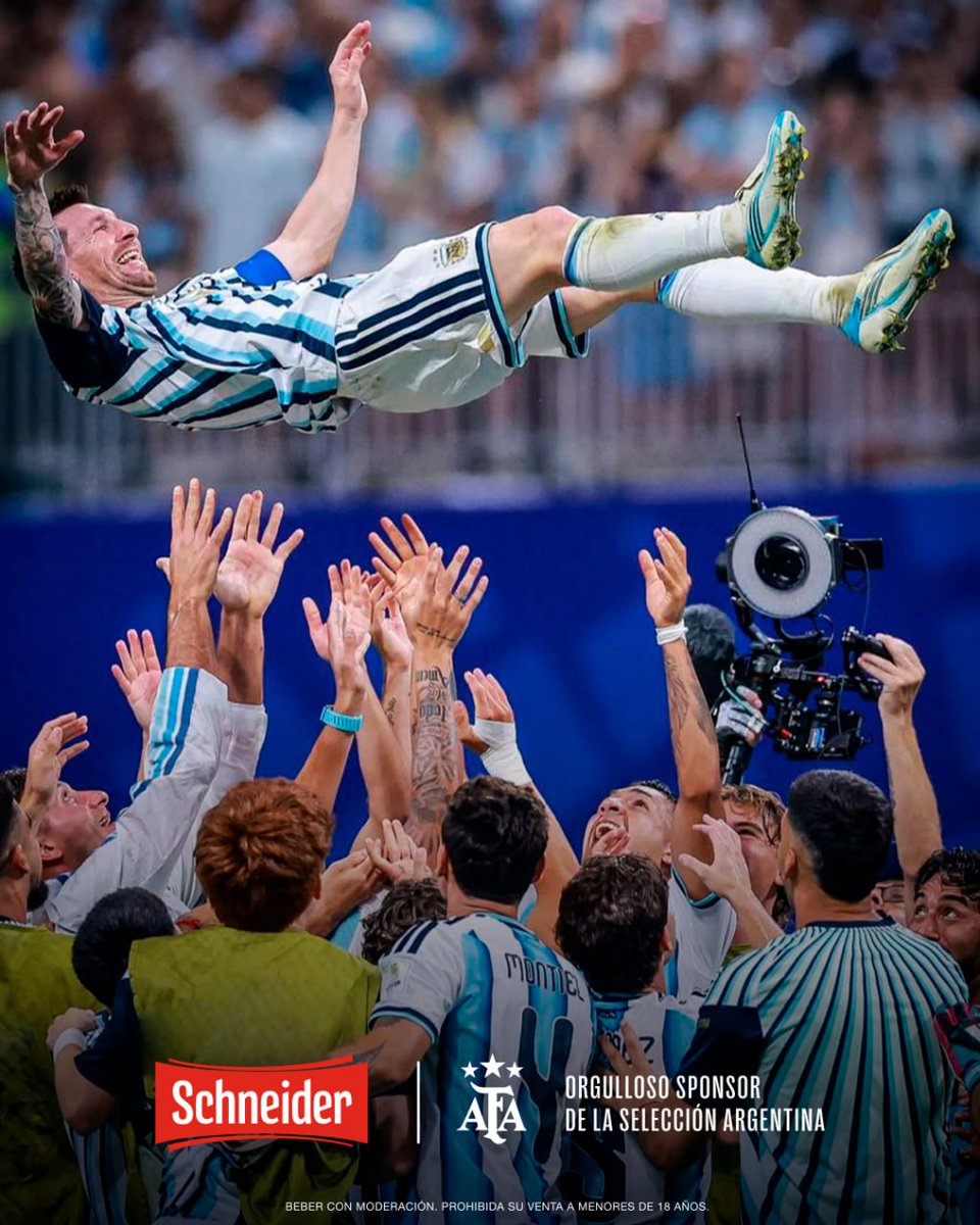 SchneiderARG's tweet photo. VOY A LLEVARTE EN MÍ
Y AHORA SÉ MUY BIEN
QUE ME LLEVARÁS
HASTA DONDE ESTÉS https://t.co/c5phTBxDRx