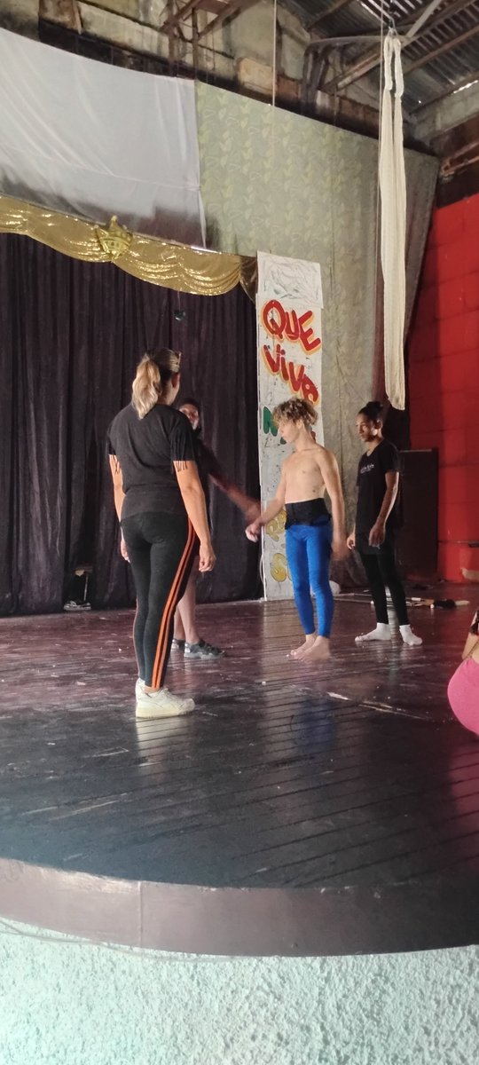 Hali8m's tweet photo. 🎪 ¡Los motores ya están encendidos! Detrás de cada gran acto hay horas de sudor, pasión y disciplina en el escenario. Así se preparan nuestros artistas para dar lo mejor en la 10ma edición de #CIRCÁVILA2026. ¡El arte circense sigue ensayando con el corazón! https://t.co/dm3I3PlnF4