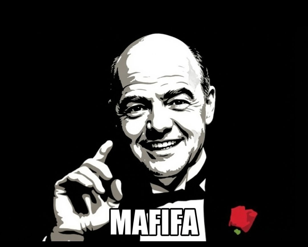 marianolraya's tweet photo. @lamacope Que casualidad que al mejor de la historia le persigue el caso Negreira y ahora las ayuditas de Infantino. https://t.co/T6u7ei94UG