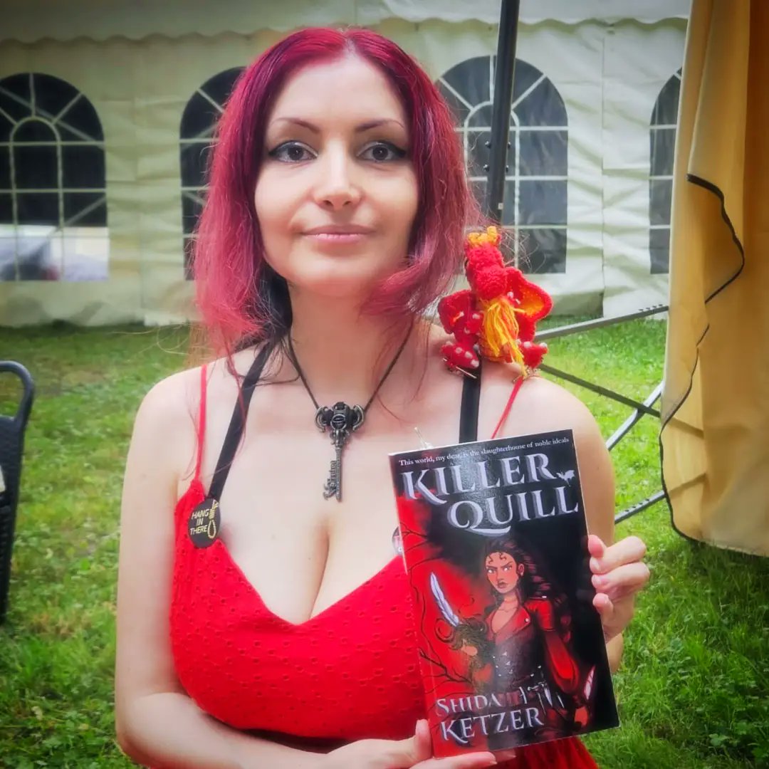 Wisteraverse's tweet photo. Weekend of conventions and meeting fellow authors! https://t.co/MyXGs0g7DK