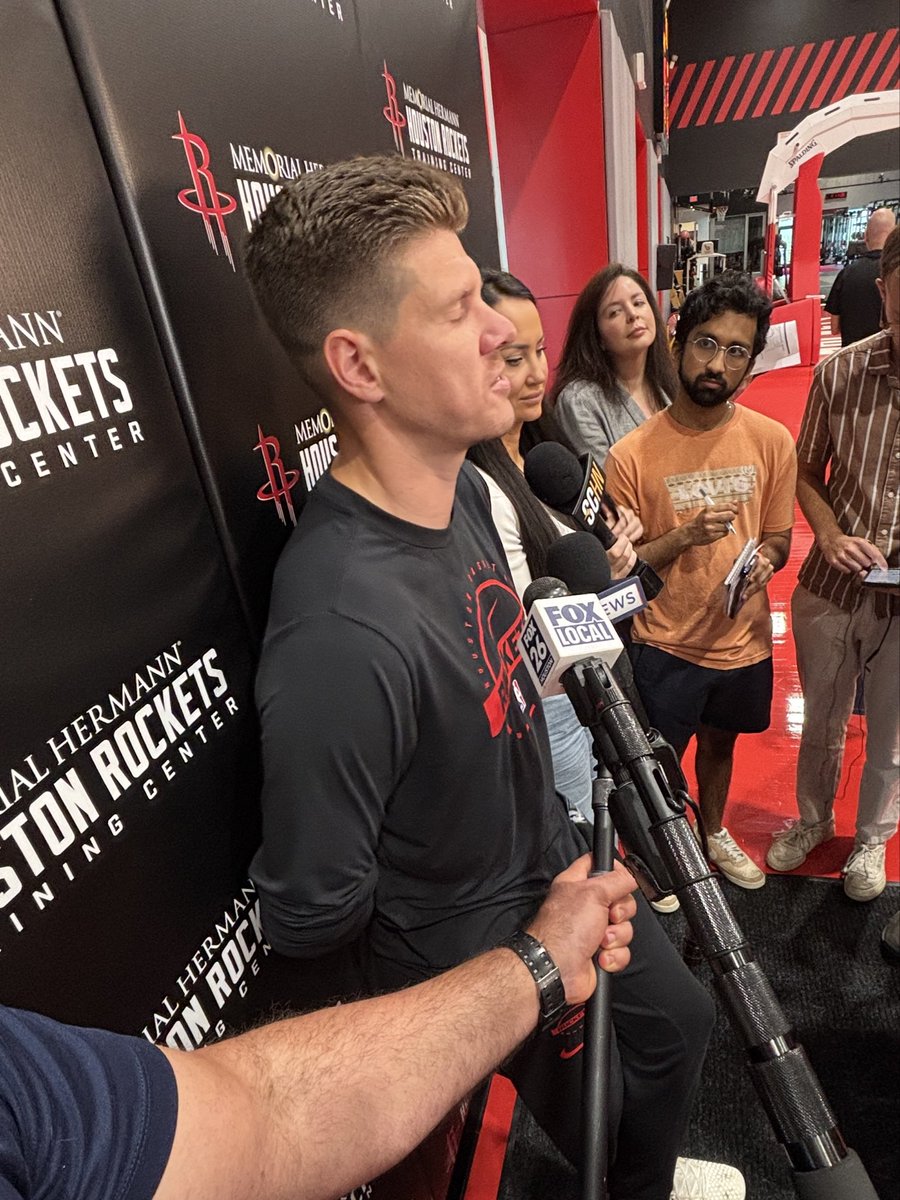 KPRCNick's tweet photo. Chatting with the #Rockets this afternoon on Summer League expectations and hearing from 2nd round pick Bruce Thornton, Quadir Copeland, and Summer League Head Coach Will Dunn. More tonight on @KPRC2 ๐๐ #AllFire #Houston #NBA #summerleague #viral #trending https://t.co/pn62hw5kTg