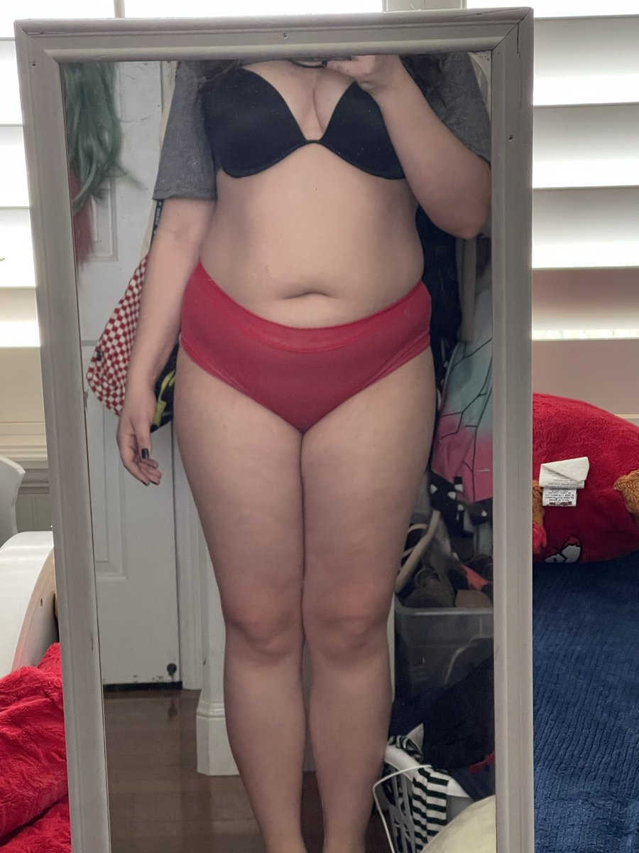 kcaldigitaldoll's tweet photo. Yeah. I did that. #edtwt #comparisonspo #thinspo #edrtwt bmi 35 —> 17 https://t.co/jJCtycfChJ