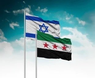 IIFBS_'s tweet photo. Pendant plus de cinquante ans, la Syrie sous Hafez puis Bachar el-Assad a été un pilier de la résistance contre l’entité sioniste. C’était un régime nationaliste, socialiste, et farouchement antisioniste. Il soutenait le Hezbollah et la totalité des factions armées palestiniennes. Il interdisait la franc-maçonnerie, qu’il considérait comme une organisation sioniste et impérialiste. Il était allié à l’Iran et constituait un rempart contre l’expansionnisme israélien.

À partir de 2011, la Syrie a été déstabilisée par une guerre civile soutenue de l’extérieur. Des puissances occidentales soumises au sionisme (États-Unis, France, Royaume-Uni), des monarchies du Golfe (Arabie Saoudite, Qatar) et la Turquie ont financé, armé et entraîné des groupes rebelles, y compris des djihadistes. Le sioniste Laurent Fabius, ministre français des Affaires étrangères, a déclaré en 2012 que le Front Al-Nosra (branche syrienne d’Al-Qaïda) faisait « du bon boulot » sur le terrain.

"Israël" a activement soutenu ces groupes djihadistes. En 2016, Efraim Halevy, chef du Mossad, a défendu l’aide médicale fournie par Israël aux combattants du Front Al-Nosra. Moshe Ya'alon, ministre israélien de la Défense, a déclaré la même année : « Si le choix est entre l’Iran et l’État islamique, je choisis l’État islamique. » Israël a également soutenu des groupes rebelles fondamentalistes près du Golan, comme Alwiya al-Furqan, pour affaiblir le Hezbollah et l’Iran.

En décembre 2024, le régime Assad est tombé, sous les coups des rebelles salafistes-djihadistes menés par Hayat Tahrir al-Sham (HTS), groupe issu d’Al-Qaïda. Netanyahu a revendiqué cette chute comme un résultat direct des frappes israéliennes contre l’Iran et le Hezbollah. La chute d’Assad a privé la Syrie de la protection russe, permettant à Israël de bombarder sans restriction les capacités militaires syriennes et d’annexer de nouveaux territoires dans le sud du pays, dont le Mont Hermon, sommet le plus stratégique du Levant.

Le nouveau régime syrien, dirigé par Ahmed al-Charaa (HTS), n’a pas résisté à l’occupation israélienne. Il a au contraire collaboré tacitement avec l’entité sioniste. Il a laissé les forces israéliennes occuper le sud de la Syrie, et a contribué à encercler le Hezbollah au Liban. Il a autorisé le rabbin sioniste Henry Hamra à venir s’installer à Damas. La franc-maçonnerie, interdite par Assad, fait également son retour.

Parallèlement, le nouveau régime djihadiste a terrorisé les minorités syriennes, en particulier les alaouites, les chrétiens et les druzes. Cette politique de terreur confessionnelle a permis à Tel-Aviv d’appliquer son plan balkanisation du pays, en soutenant activement les séparatistes druzes dans le sud de la Syrie. L’entité sioniste a ainsi fragmenté la Syrie en zones d’influence rivales, affaiblissant durablement l’unité du pays.

Cette séquence révèle une stratégie sioniste cohérente : utiliser les salafistes-djihadistes comme des outils pour affaiblir les États arabes, et étendre l’influence israélienne. Le sionisme a soutenu des groupes terroristes pour détruire la Syrie, isoler le Hezbollah, et annexer de nouveaux territoires. La chute d’Assad est une victoire pour "Israël", qui a transformé la Syrie en un État tampon désarmé et complice. Cette victoire profite également à d’autres acteurs comme la Turquie et les monarchies du Golfe, qui partagent avec Israël la volonté de briser l’Axe de la Résistance. Les minorités syriennes (chrétiens, alaouites, druzes, chiites) ont été les premières victimes de ce jeu, tandis que le nouvel ordre syrien, sert les intérêts de Tel-Aviv en maintenant le pays fragmenté et faible.