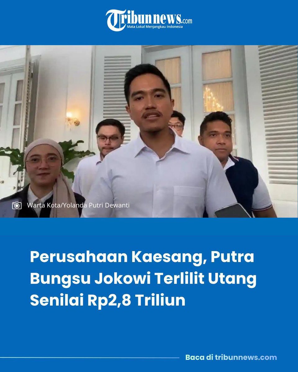 MasBRO_back's tweet photo. Penjual pisang terlilit utang? 
Nebeng jualan pisangnya dimana ya? https://t.co/kRsT70oOQf