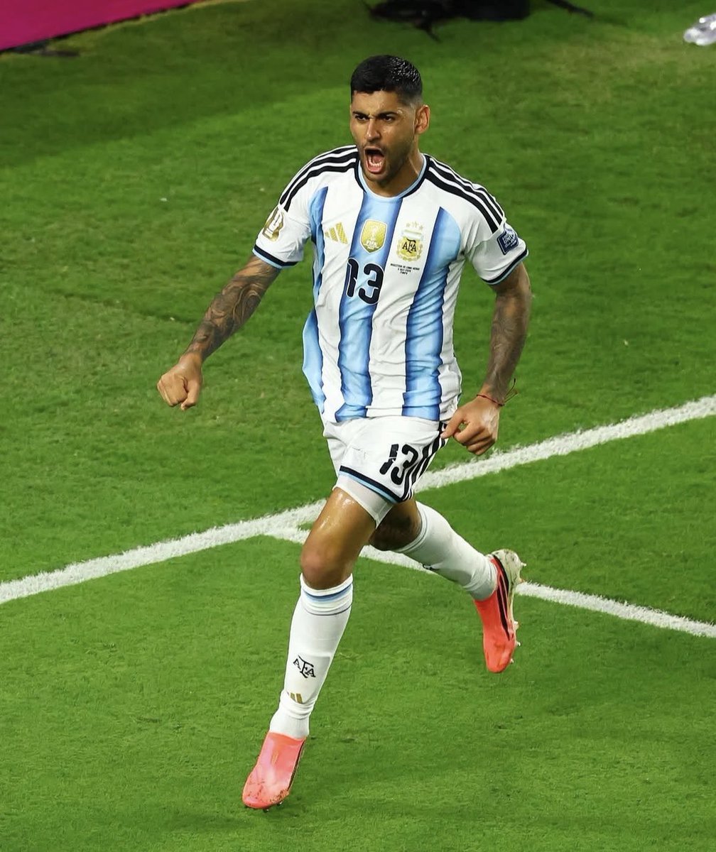 THA7A_Fanboy's tweet photo. Take a bow 🙇🏻.

• Cuti Romero 
• Lionel Messi 
• Enzo Fernandez 

#FIFA
#mundialdefútbol2026 
#MundialDelFútbol2026 https://t.co/Ac3q4MeVrM