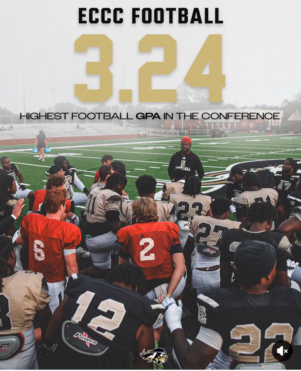 Coach_Webster2's tweet photo. If we dont demand anything else, we demand EDUCATION. Thats more powerful than your 40 time or bench press. Tip of the academic spear is @WhitneyAmis 
#Brotherhood https://t.co/IsmHXPB8Rj