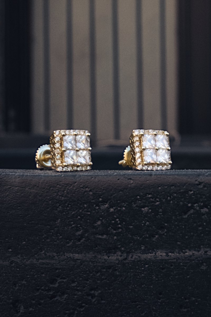 officialKingIce's tweet photo. Your look isn't complete without a pair of Layered Stud Earrings ✔️ #kingice #earrings https://t.co/tjdd57uQwi