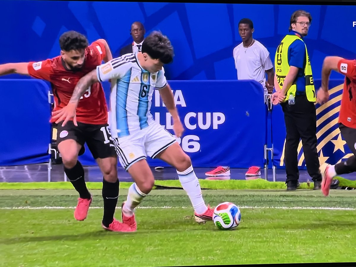 graefe_manuel's tweet photo. #FIFA #Wordlcup2026
#ARGEGY
 
No goal EGY, because foul… <->
No Foul ARG,because 3:2 goal Argentinia 

Make no sense…😳🤯🤯🤯

Once again at this World Cup… 
I‘m done with it… https://t.co/uVskGKsFaq