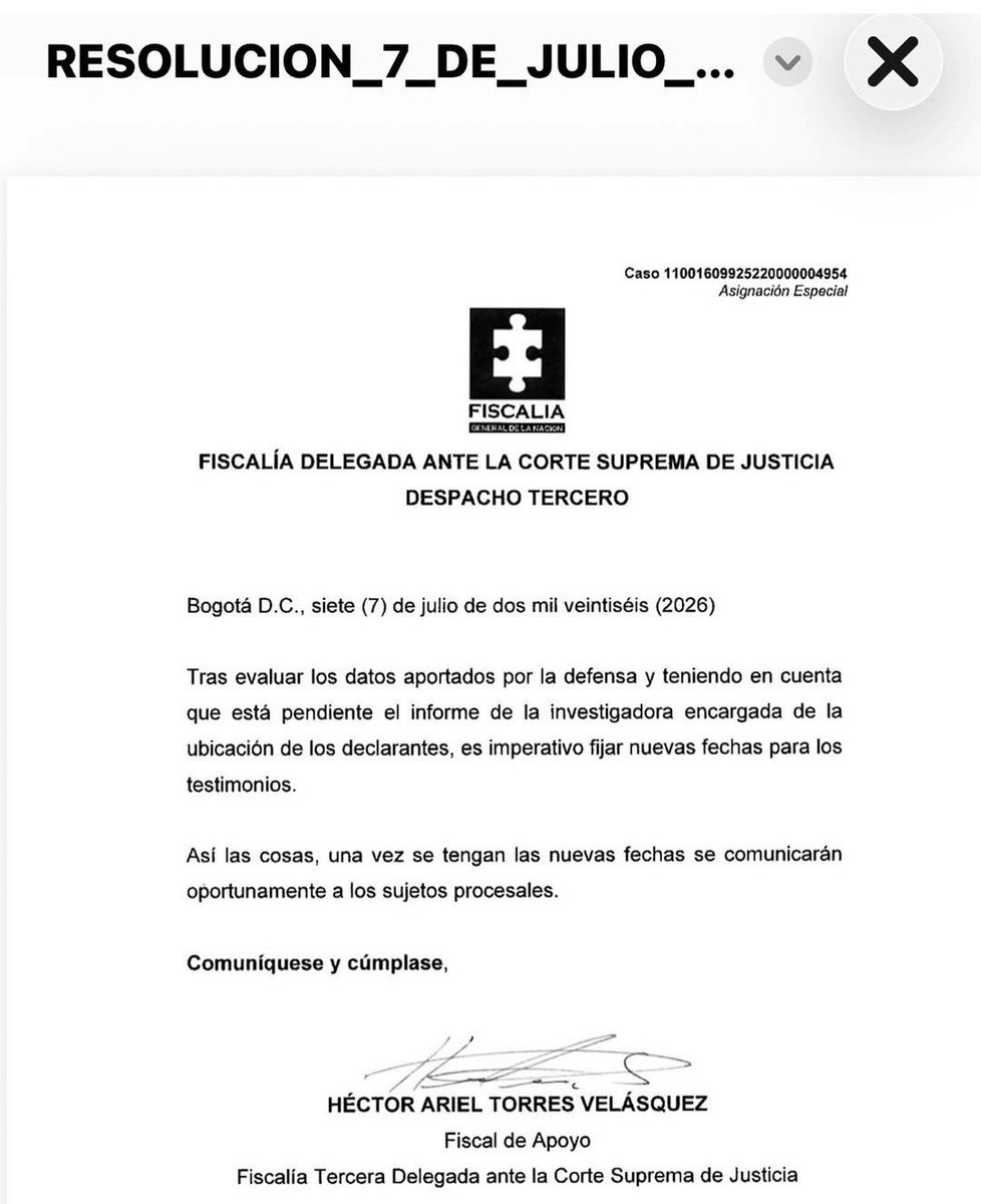isamg6's tweet photo. Una vez más, estamos siendo testigos de violaciones a las garantías procesales del presidente @AlvaroUribeVel . 

Entonces la Fiscalía aplaza los testimonios, pero deja en firme la fecha de la indagatoria, diligencia que es un medio de prueba y de defensa.

¿Cómo te defiendes de lo desconocido?