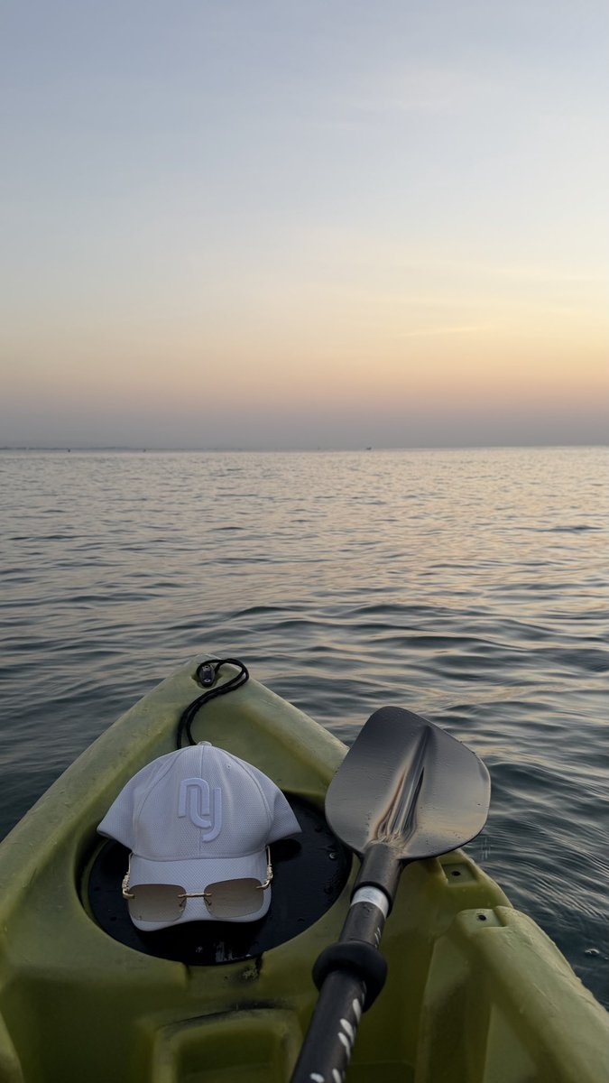 z__vu's tweet photo. 🛶🌊 https://t.co/ZpCcqsizIC