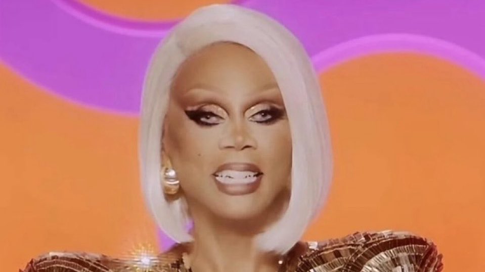 KINA2_2's tweet photo. Whoever is in charge of Ru’s wigs for S19 / AS12 is having so much fun lmaooo https://t.co/TGDCSToSsG