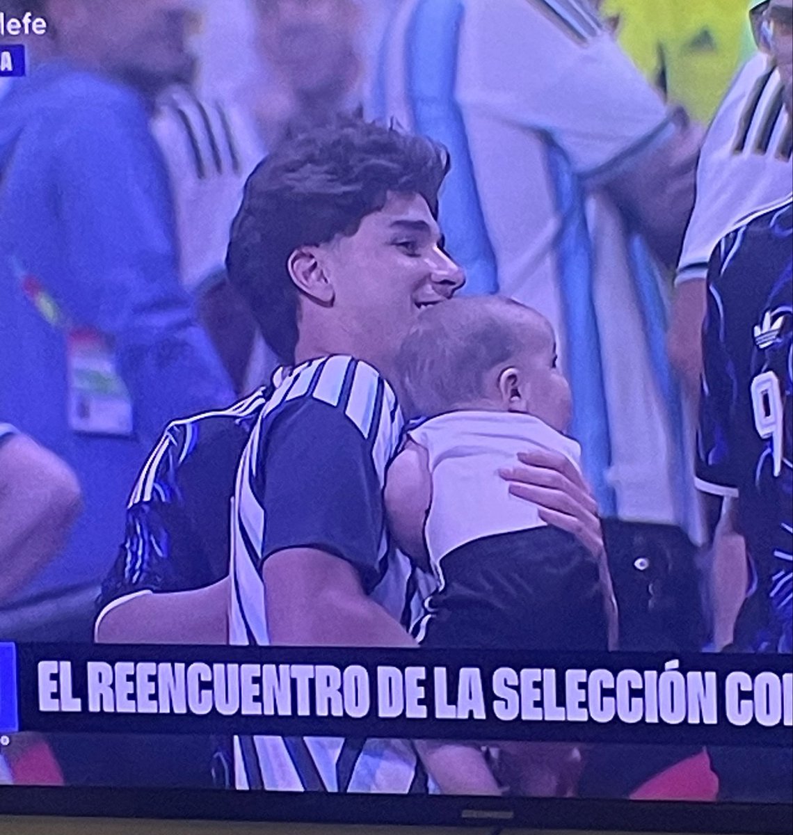 gojodequilmes's tweet photo. OMEGA https://t.co/Vwur5g1mqI
