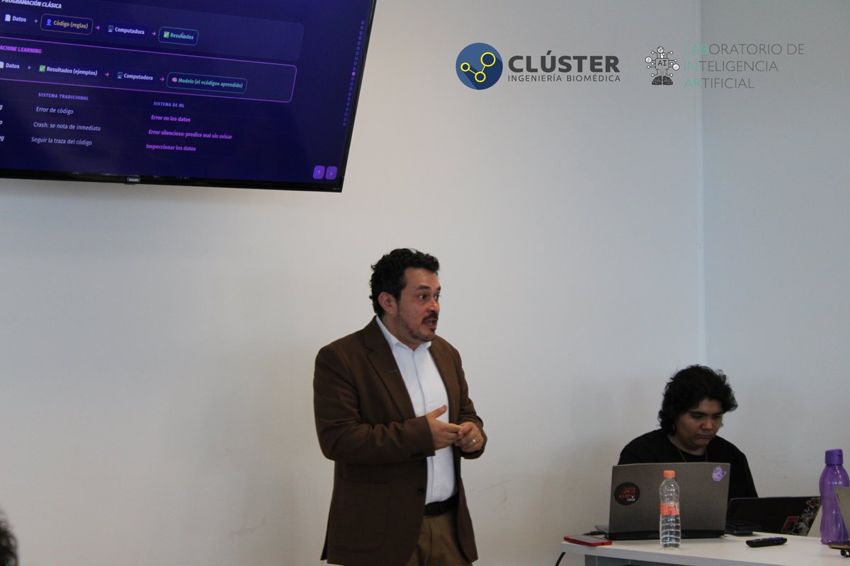 clusterinbio's tweet photo. 💫Dimos inicio al taller “Inteligencia Artificial: innovación y eficiencia para empresas de dispositivos médicos”.
Agradecemos a quienes forman parte de este espacio de aprendizaje y colaboración para impulsar la transformación digital del sector biomédico. https://t.co/GFLBtbSO1C