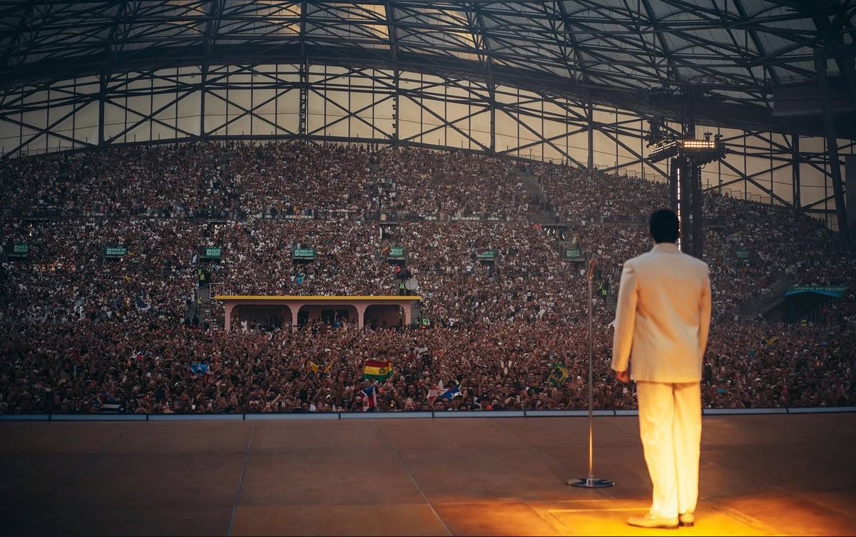 AccessBadBunny's tweet photo. 🏟️ Bad Bunny's "DeBÍ TiRAR MáS FOToS" tour — Official Report: 

Revenue: $429,654,961 (Average $8,593,099)
Tickets Sold: 2.778.852 (100%) 
Shows: 50/56 https://t.co/ZaAeKAy9kr