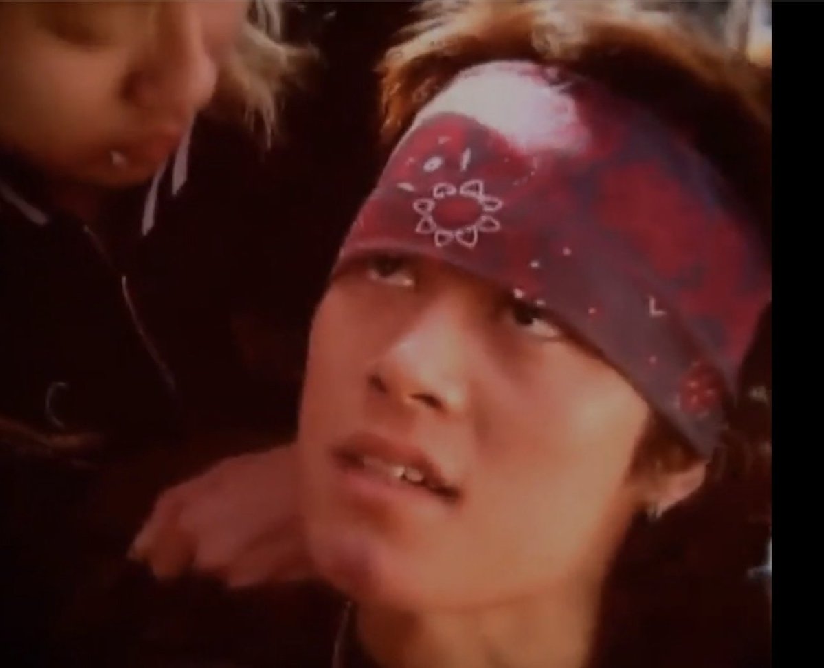 OrdekKara's tweet photo. When they saw Toru in the new mv, didn't this thought occur to anyone?

#oneokrock
#yao https://t.co/X0sRMP2dpx