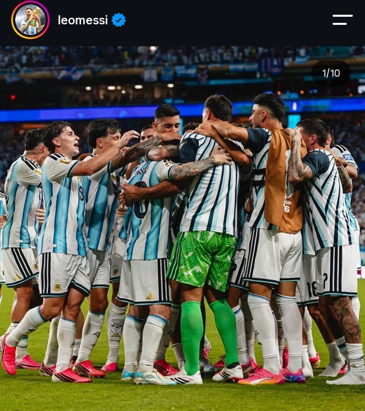 purrfecttmess's tweet photo. they scored three killer goals in the very last moments was drop dead stunning fs! https://t.co/mhhJXVCK1U