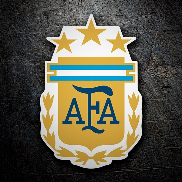 MadridSports_'s tweet photo. 👏👏 ZIKO, jugador de Egipto, MUY ENFADADO después del partido

"Felicitaciones a Argentina por la Copa del Mundo; el torneo estuvo amañado, no necesitaban nada más. Está desperdiciando el esfuerzo de toda una nación. La copa se la están dando a Argentina."

"El árbitro fue injusto, injusto, injusto, injusto"