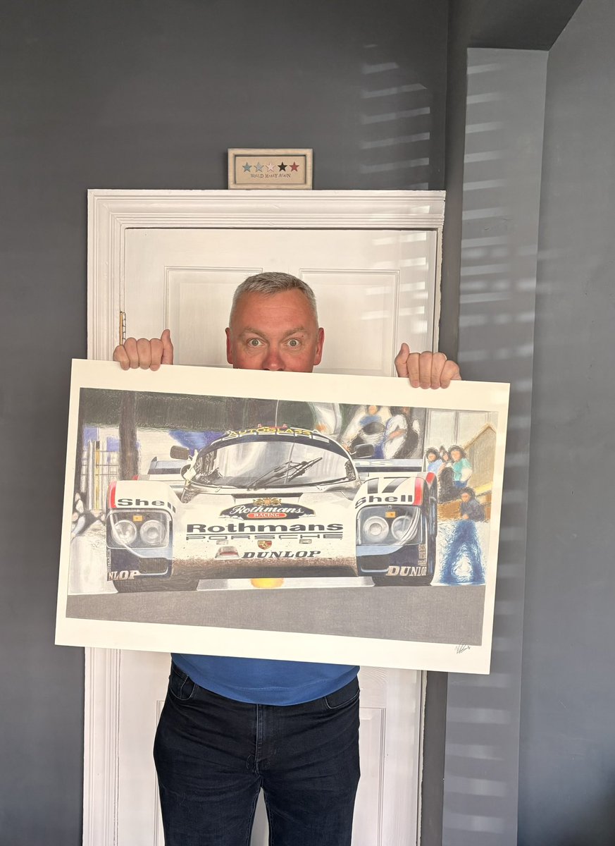 NGAutoArt's tweet photo. Hello. This is the final call for deposits for A2 prints of my drawing of the 1987 LM winning Porsche 962C. Limited to 17 prints, they’ll be signed, numbered and have a certificate.

£50 deposit for the initial total price of £150+p&amp;p, which will rise soon.

#LeMans #Porsche #art https://t.co/QNbK8uYxNA