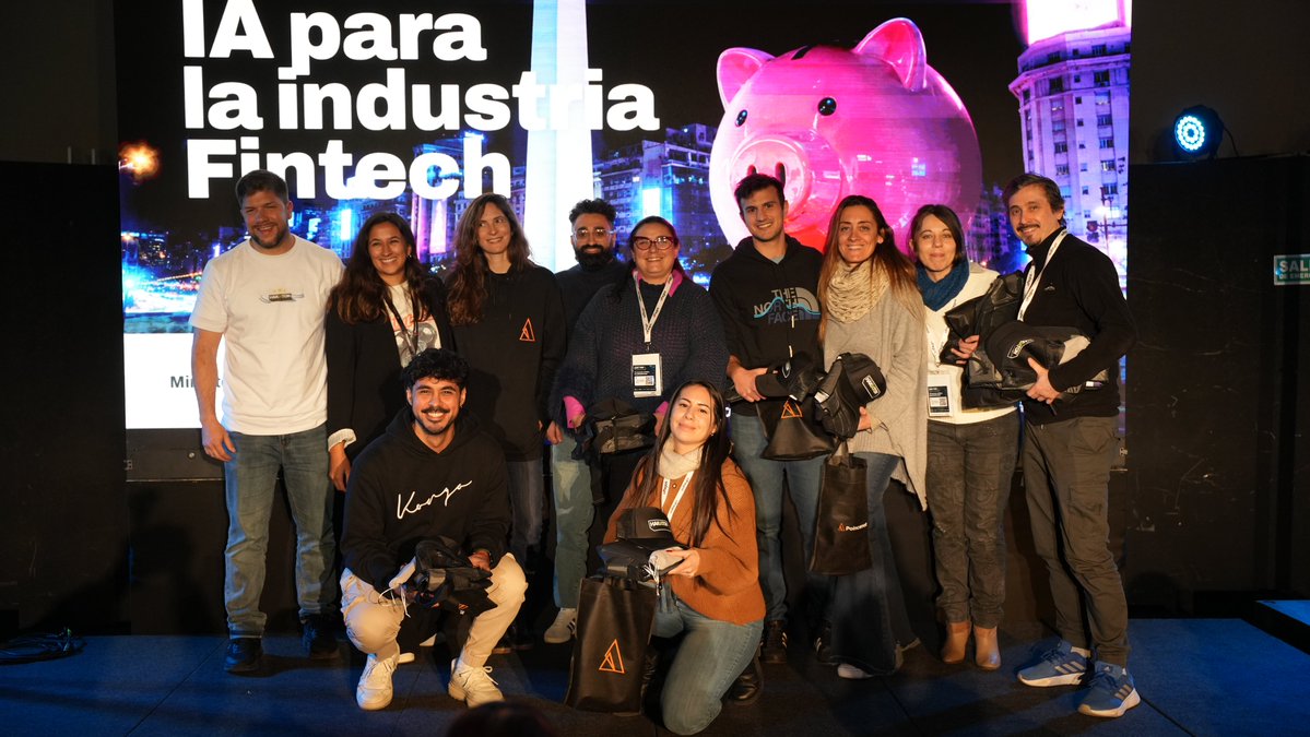 CamaraFintechAr's tweet photo. 🤖 Más de 400 personas participaron de la primera HackIAton Fintech, una iniciativa impulsada junto al Gobierno de la Ciudad de Buenos Aires.

Talento, tecnología e innovación se unieron para transformar ideas en soluciones con IA para la industria financiera.

Gracias a Epagos, @poincenotstudio, @PrexArgentina  y Waynimovil por hacerlo posible. 🚀