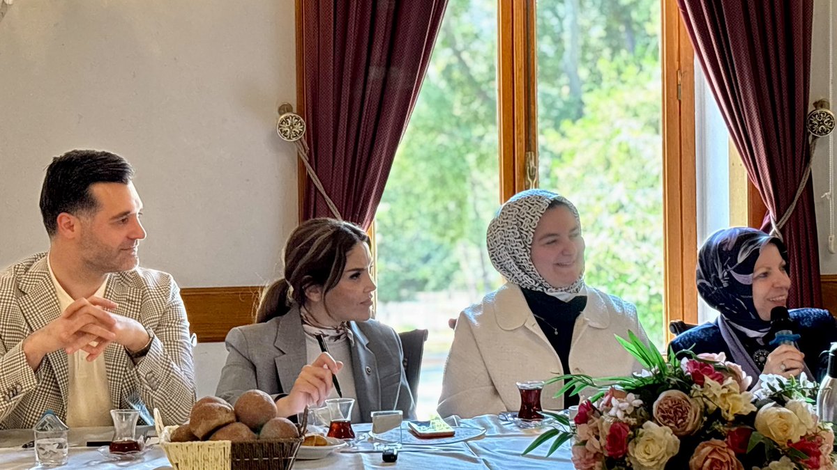 akkadinuskudarr's tweet photo. Üsküdar Yüksek İstişare Kurulumuzun ilk buluşmasını Başkanımız Rabia Yazıcı başkanlığında gerçekleştirdik.
Ortak akıl ve gönül birliğiyle şehrimize değer katacak bu anlamlı toplantıya katılan ilçe başkanımız Taha Sarıcaoğlu’na ve Milletvekilimiz Behiye Eker Hanımefendi’ye teşekkür ederiz. Halis niyetlerle çıktığımız bu yol hayırlara vesile olsun.