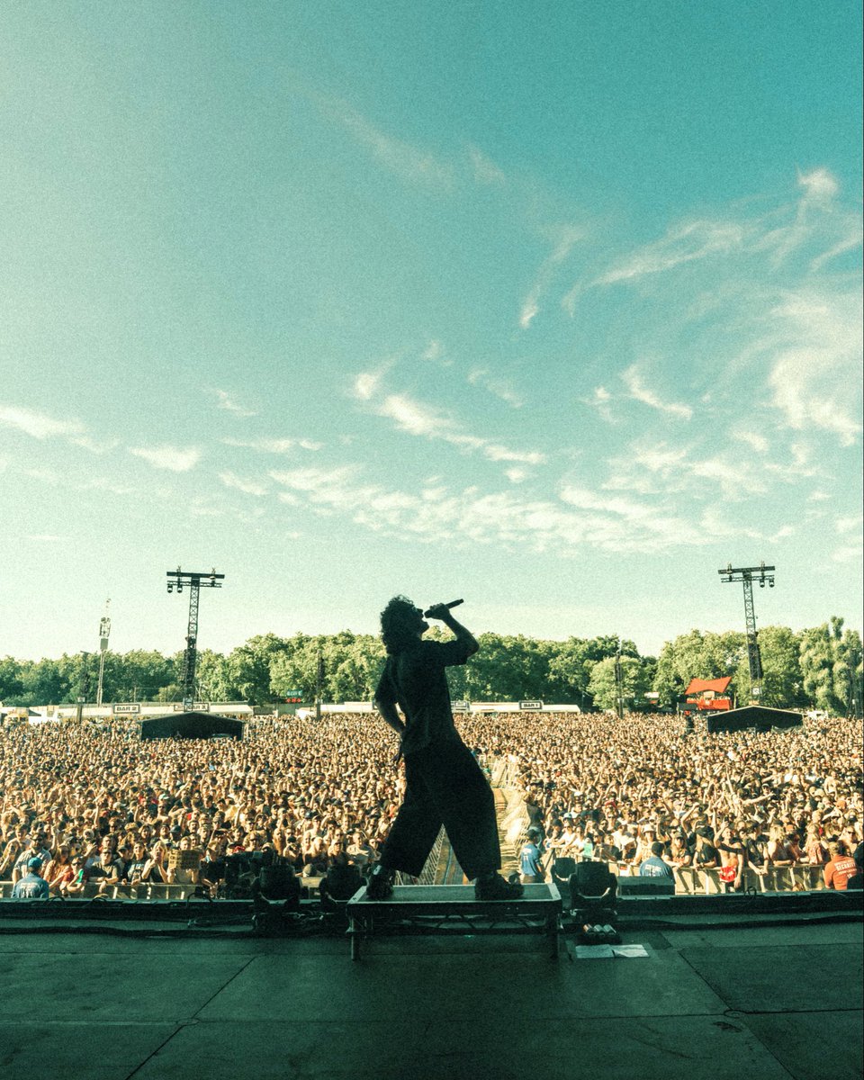 DONBROCO's tweet photo. Absolute bucket list moment sharing the stage with the goats @BiffyClyro at Finsbury Park. Thank you everyone for making it so special. 

📸 @tompullenphoto https://t.co/PjGxYVlo6E