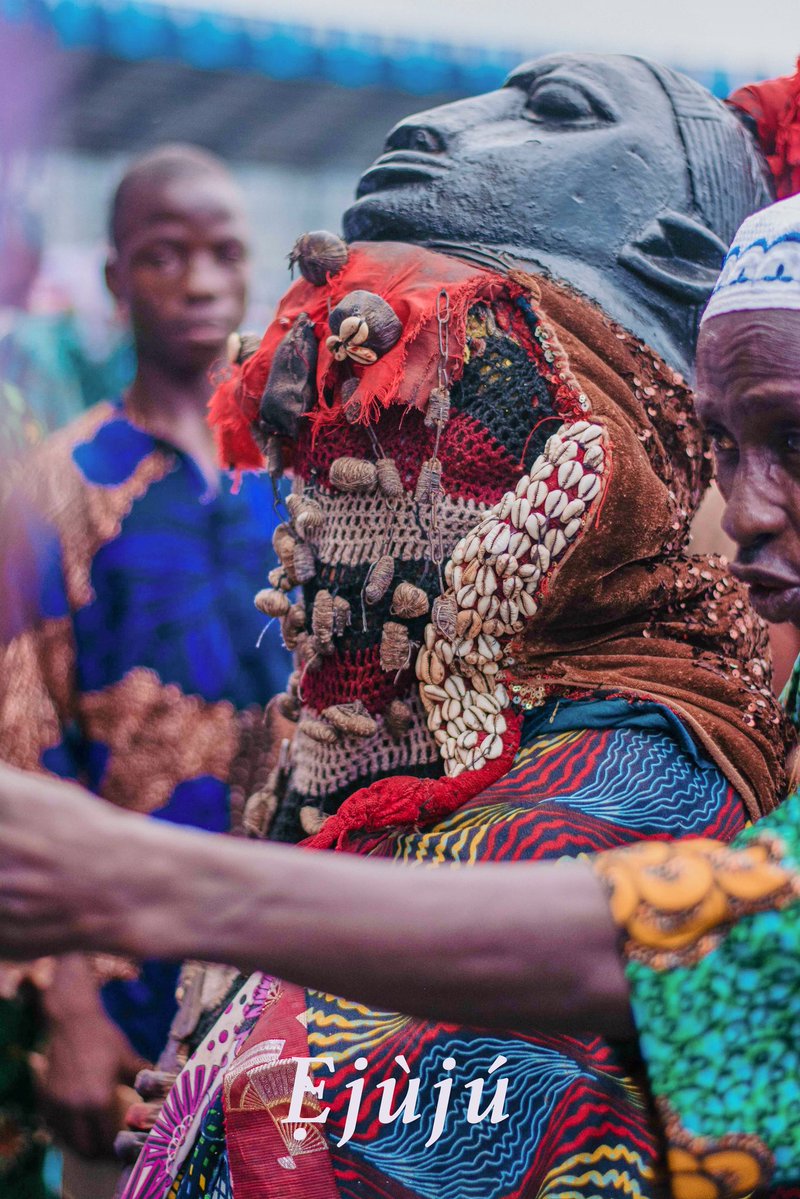 aare_a_'s tweet photo. As Ẹ̀jùjú season unfolds in Ibadan, every street tells a story, every face carries a tradition, and every moment deserves to be remembered. https://t.co/rclZ45R59P