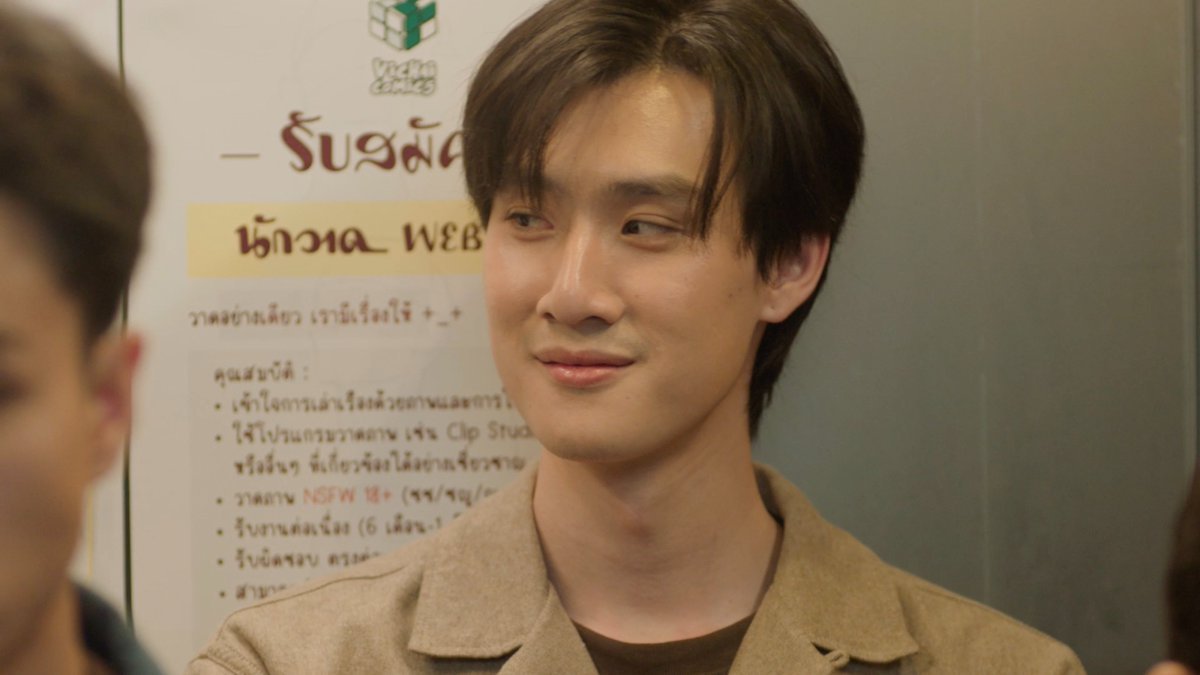 teeeradechs's tweet photo. #MrKillSeriesEP1 #tee_vtp

can we talk about how good tee was? it's just the first ep and he's absolutely killing it. like dew mentioned taking up a character like "phat" for his very first lead role, the pressure probably fell the most on him. it's not an easy task + https://t.co/aGiXRgxpWW