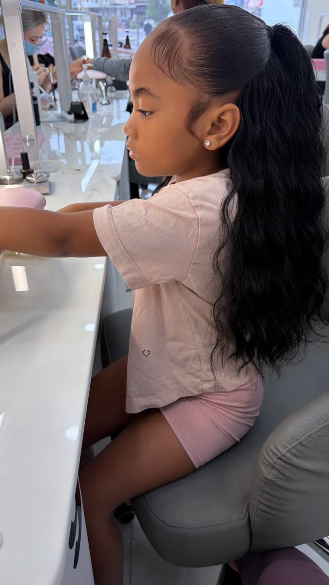 ShayAmour's tweet photo. girl mom🎀 https://t.co/pdDVI88woN