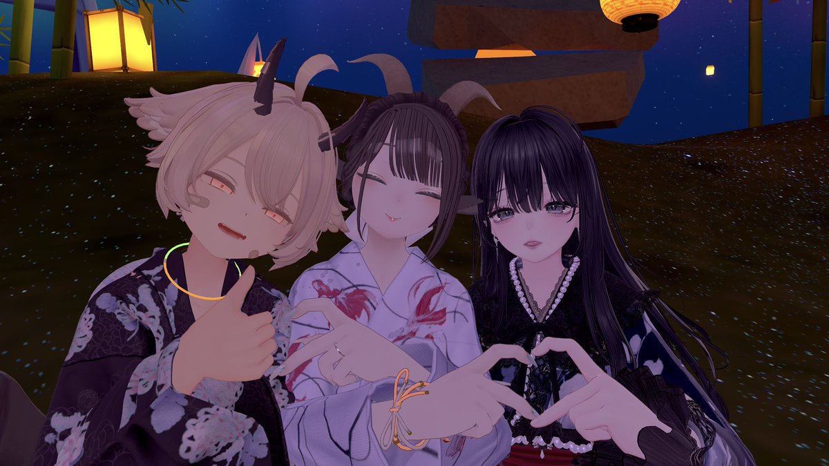 Lycopene_VRC's tweet photo. 七夕会たのしかった〜 https://t.co/uS2bnxay0O