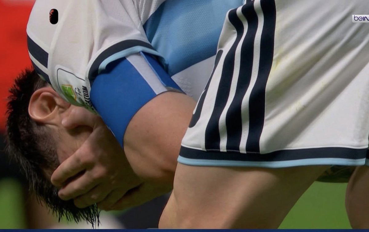 Ishann_04's tweet photo. What a comeback by Argentina 🤯🤯🤯🤯 0-2 down at 79' but such incredible character the team showed to score 3 and make it 3-2 led by LIONEL ANDRES MESSI with his 2 G/A 🔥🐐 

Same reaction here,Messi !!😭 Argentina have made watching them so stressful !! 😭🙏🏻 https://t.co/MFaOcyWk2Z