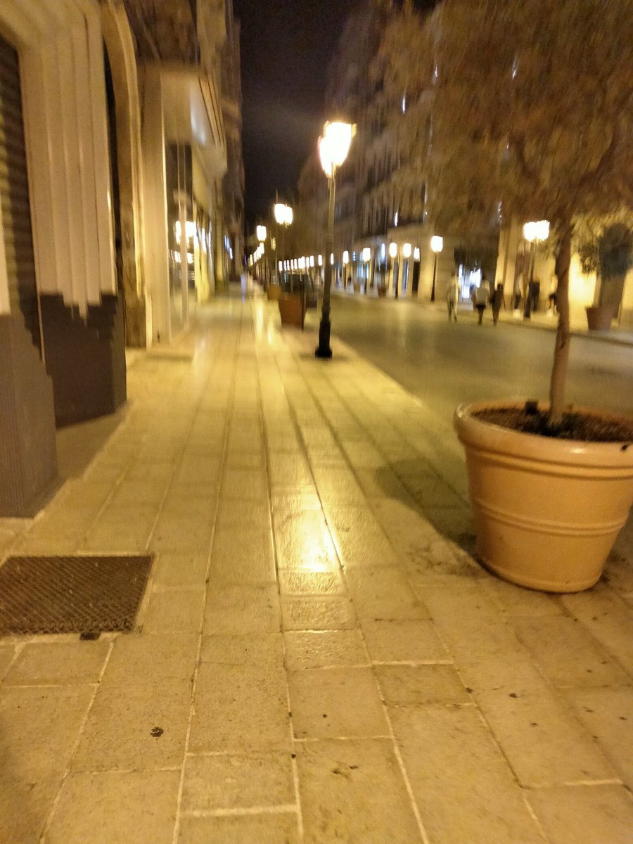 Teodolinda_92's tweet photo. Questo รจ il centro alle nove emmezza, praticamente vuoto....๐คฆ๐ปโโ๏ธ
#likeme https://t.co/KJ7KXjSueL