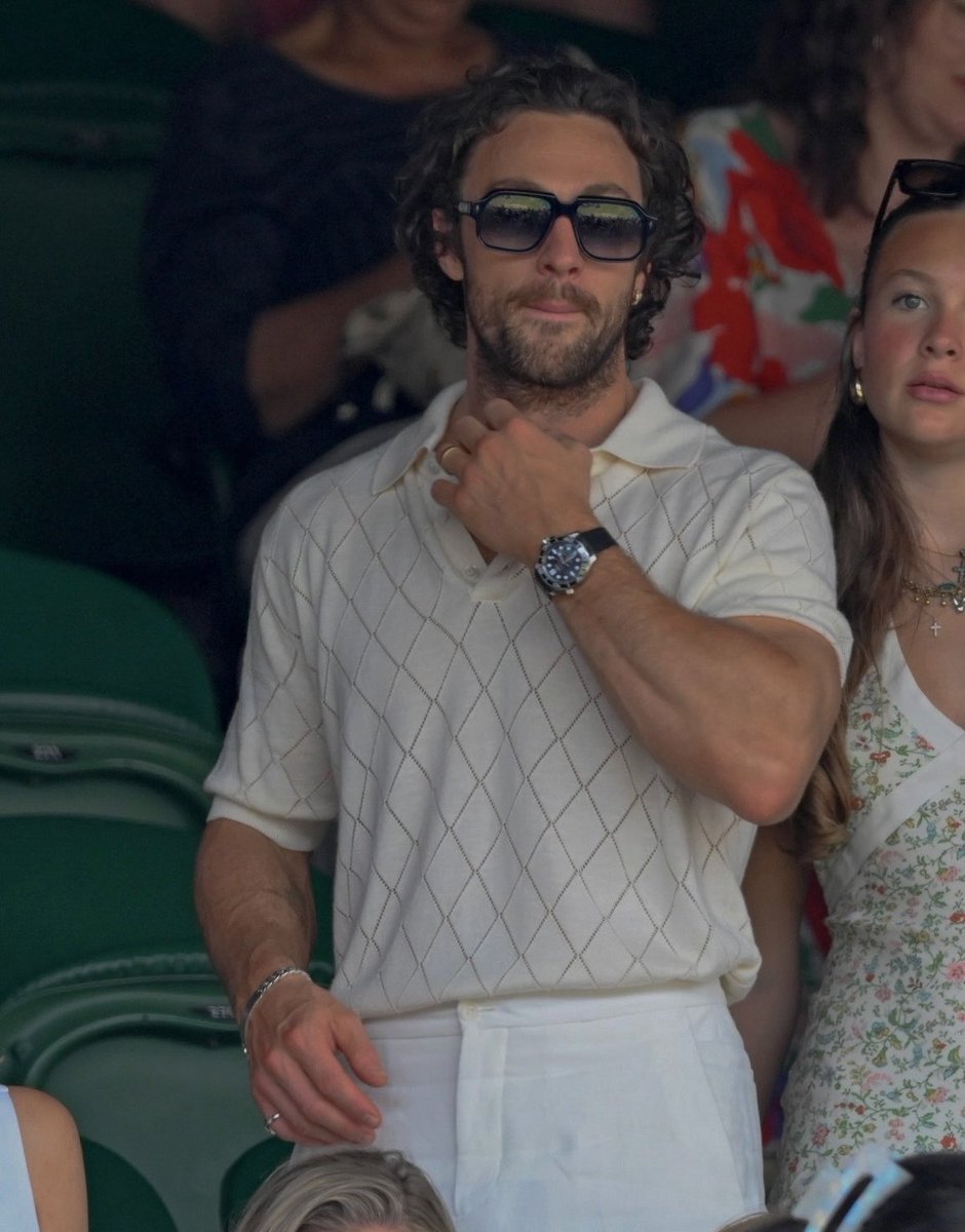 L0STGARDN's tweet photo. ⠀        
⠀    ⠀ ⠀     
⠀    WIMBLEDON.⠀  ╱    DAY NINE. ⠀  ⠀       
        ⠀        ⠀ ⠀        ✰ ⠀        ⠀        ⠀        ⠀        ⠀ ⠀        ⠀        ⠀        ⠀        ⠀        ⠀        ⠀ https://t.co/H3tWtwCFSG