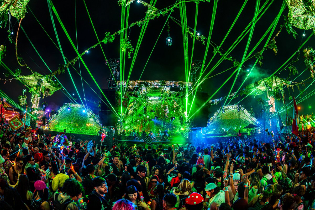 edc_thailand's tweet photo. The stages of EDC are coming to life at #EDCThailand this December ✨ Which stages Under the Electric Sky are calling your name? 🫶🎆

เตรียมพบกับความยิ่งใหญ่ของเวที EDC ที่จะเกิดขึ้นที่ EDC Thailand ธันวานี้ ✨ แล้วมาสนุกกัน Under The Electric Sky 🫶🎆 https://t.co/BK7Bd03Uui