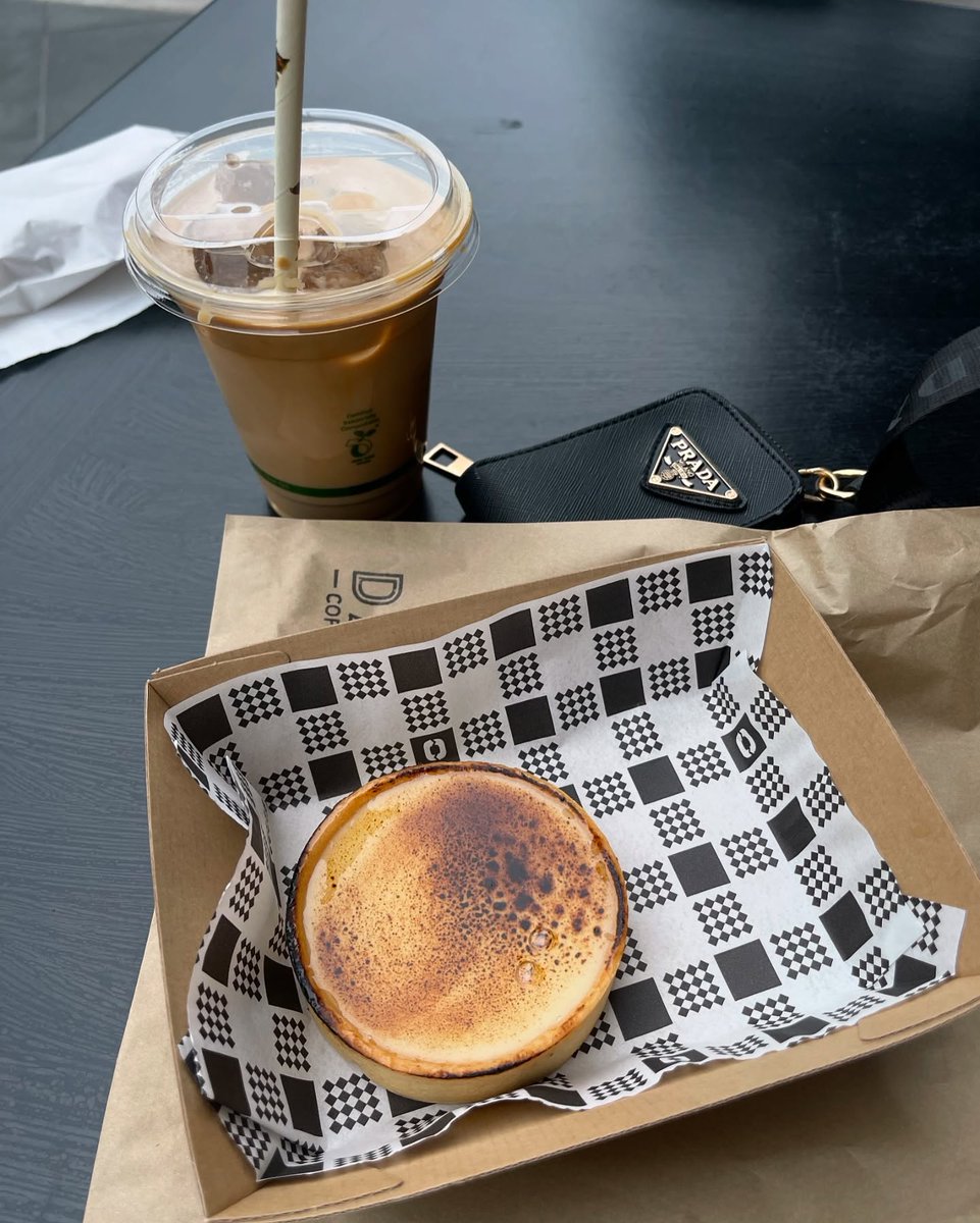 INVALIDmusik's tweet photo. A simple lunch https://t.co/FFyCfA1pDa