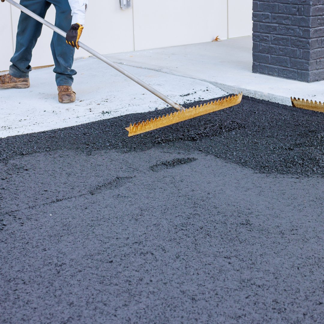 GaversInc's tweet photo. Quality paving & excavating since day one! 🚜🛣️ Driveways, parking lots, and site work done right. 📍900 W Donovan, Woodstock, IL. Call (815) 338-0831 today! #Asphalt #Paving #Excavating #Woodstock #Illinois #Construction https://t.co/CDAm4y7eVq
