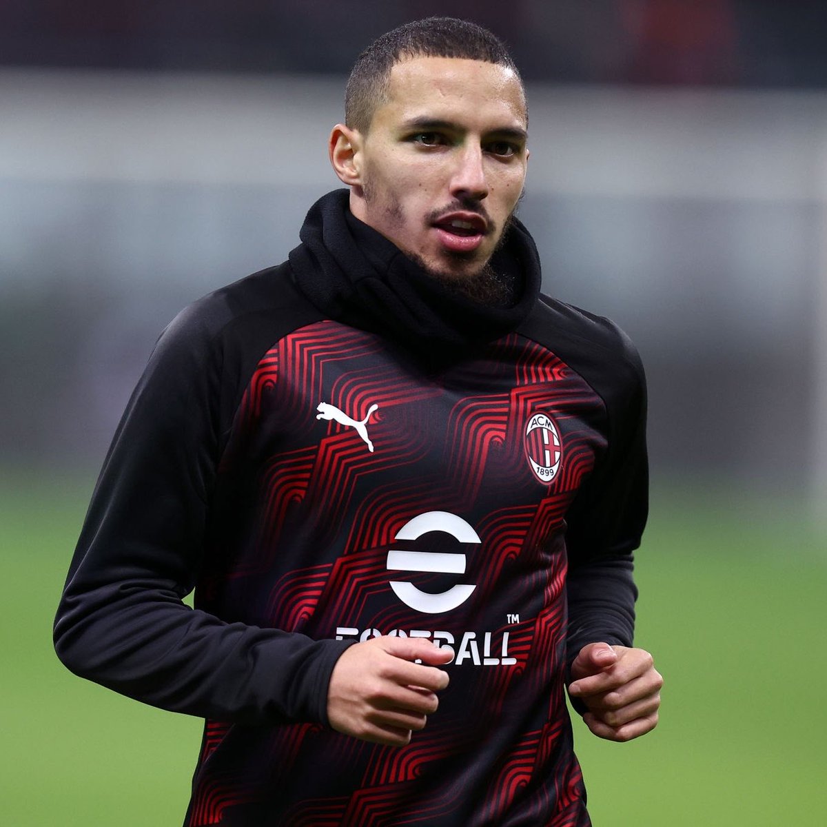 ACMilanInsideit's tweet photo. Come riporta @winwinallsports, Ismaël #Bennacer è arrivato a Doha per le visite mediche e finalizzare il suo trasferimento al club qatariota dell'#AlShamal, in un'operazione la cui ufficializzazione è prevista nelle prossime ore.
Via @MilanVibesIT @davide_capano https://t.co/X4I1In3yN0