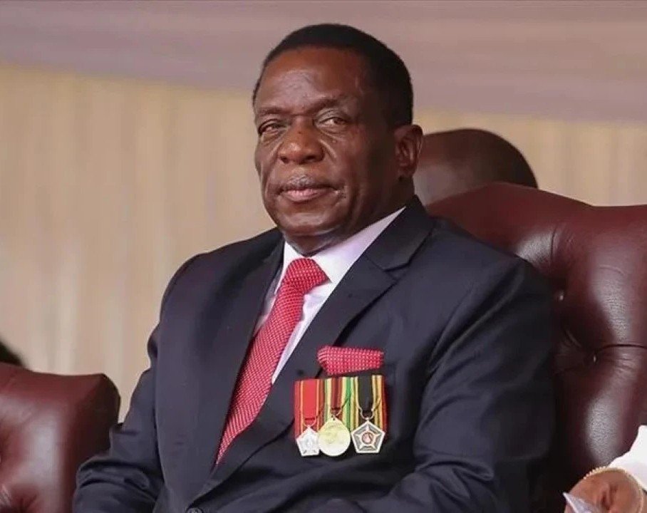 Zimbabve'de Anayasa Değişikliğiyle Devlet Başkanı Mnangagwa'nın Görev Süresi 2030'a Kadar Uzatıldı